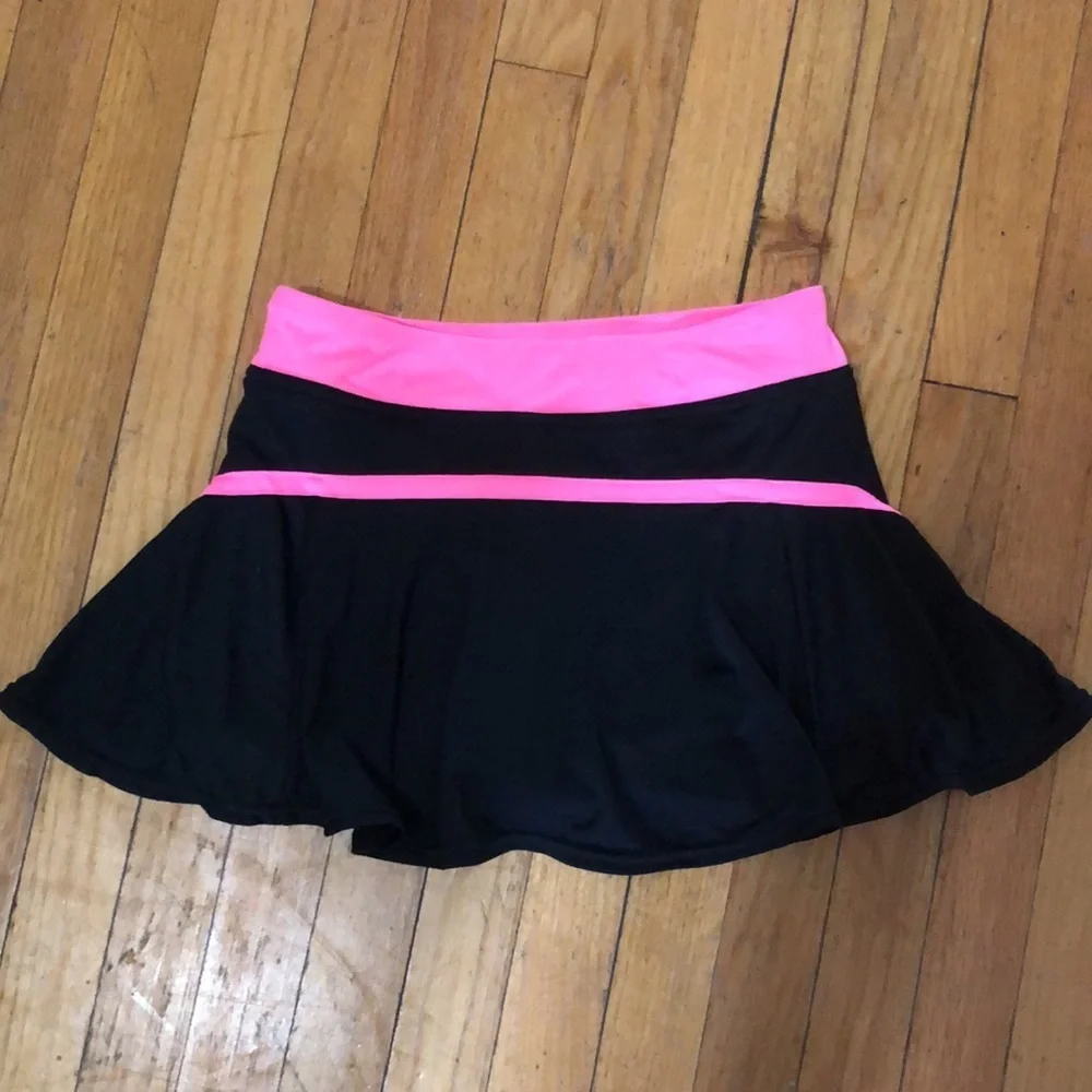 Champion girls black and pink tennis skort